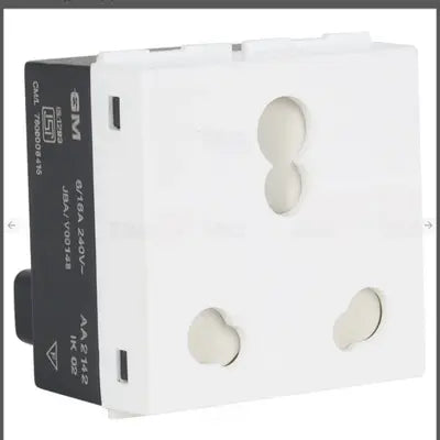 GM FOUR FIVE 16A SOCKET